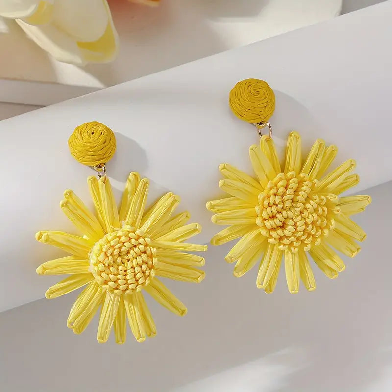 Hand-woven Raffia Sun Flower Dangle Earrings xin1quzhou1祛皱精华