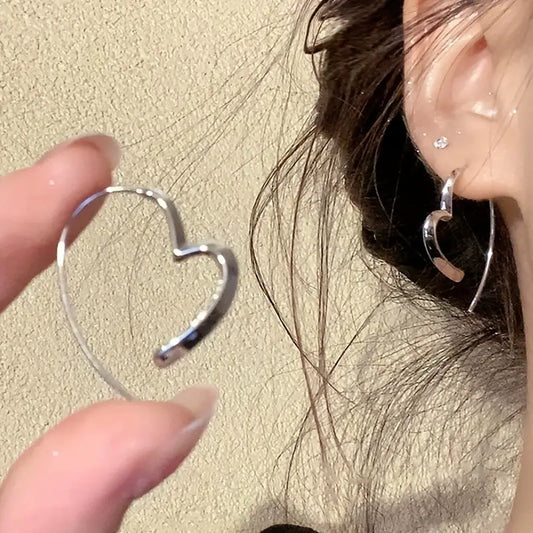 Irregular Heart Design Hoop Earrings-01